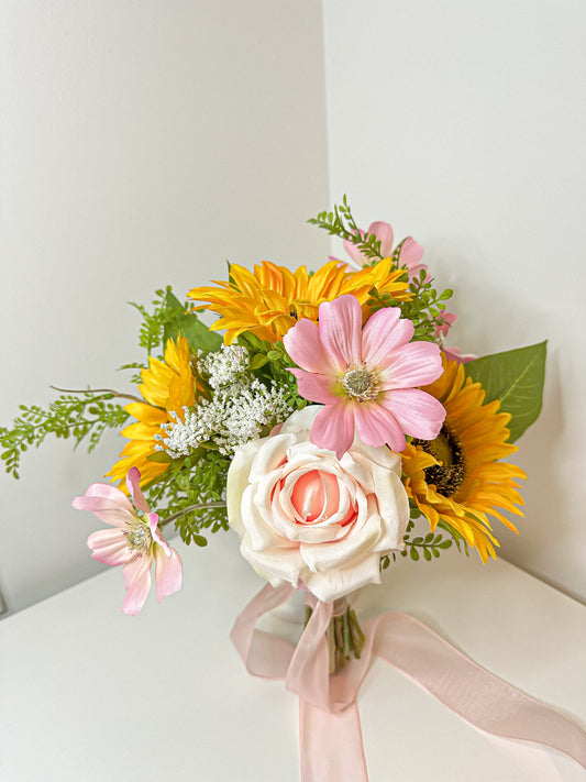 Custom Bundle | Bridal Bouquet + Boutonniere